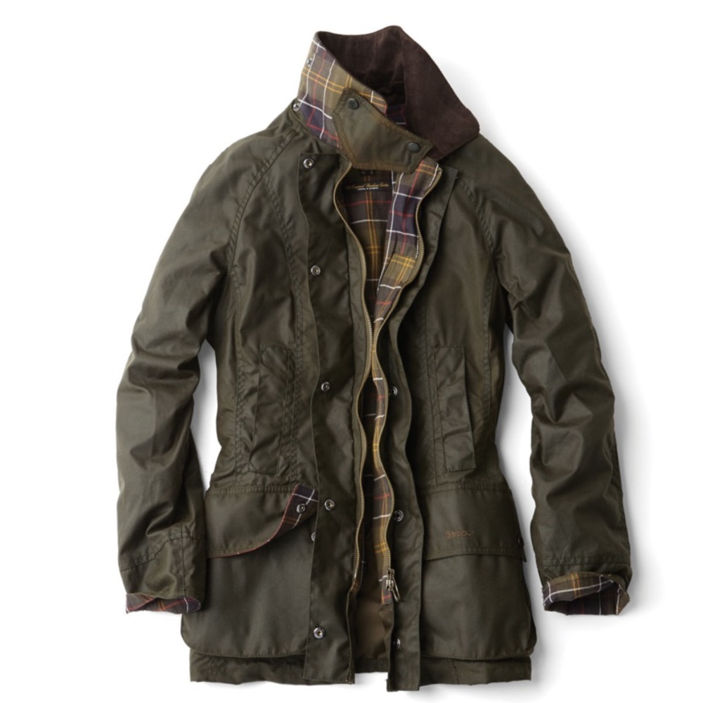 BARBOUR Classic Beadnell Wax Coat